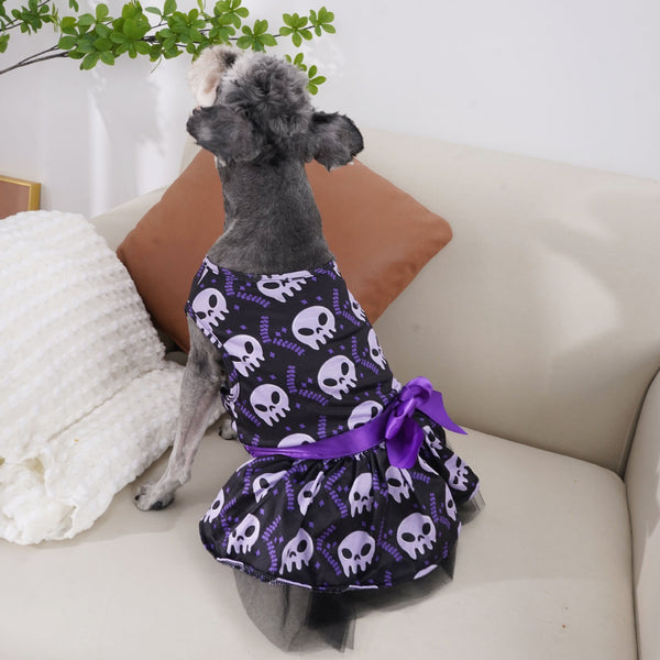 Howl-O-Ween Pet Costumes & Party Decor